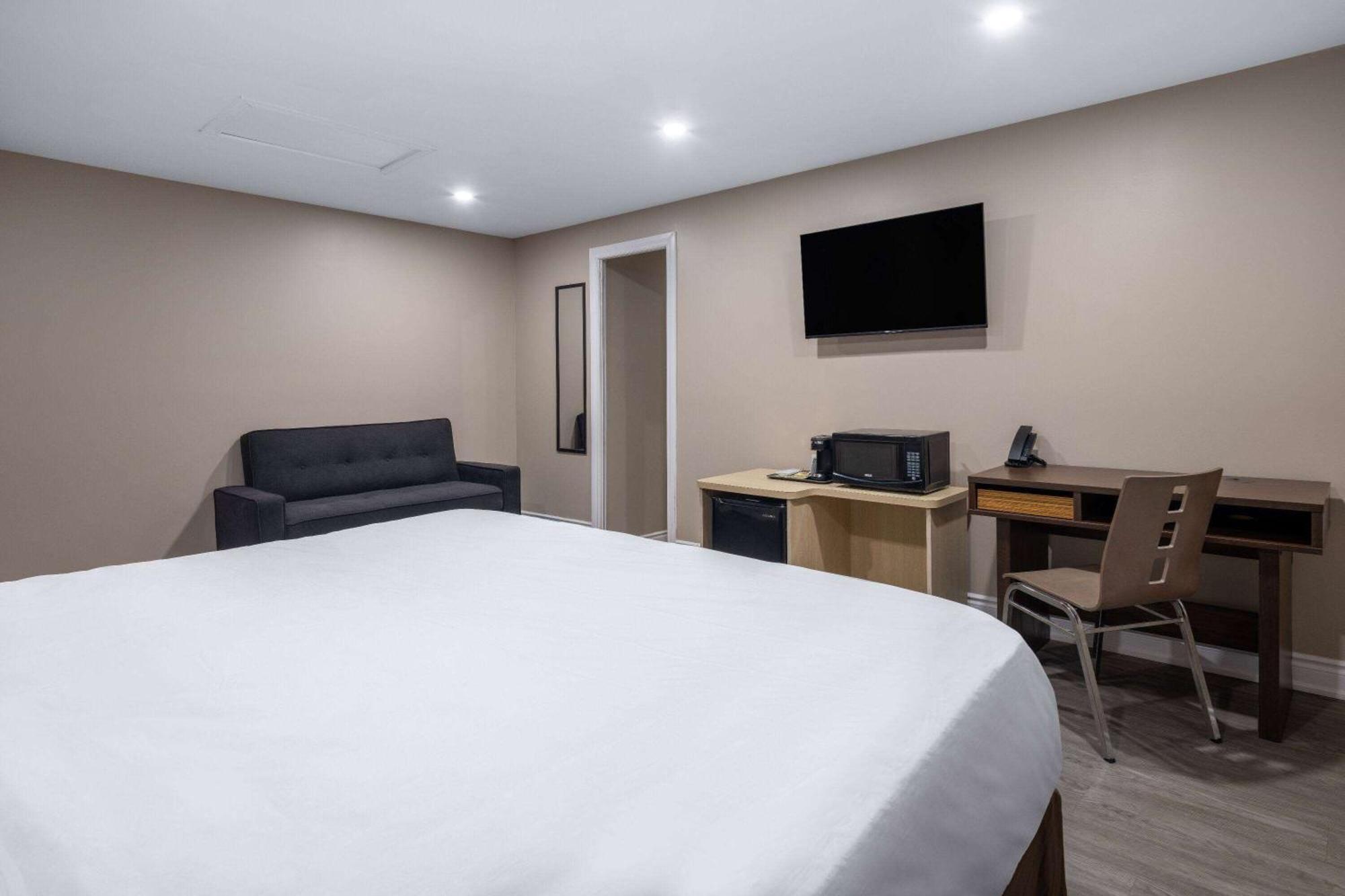 Super 8 By Wyndham Niagara Falls On Exterior foto